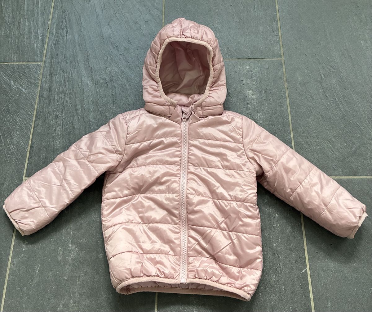 H&M Jacken & Mäntel: Kinderjacke Gr. 92 – Gebraucht aus Algetshausen von Carrhard