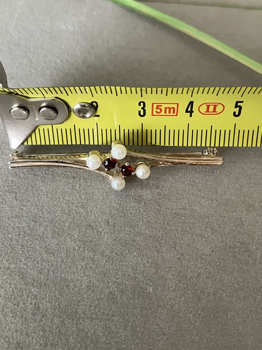 Spille & Fermagli: Alte Silber Brosche 800er 4 Perlen 2 Rubine 4,5 cm – Nuovo (secondo la descrizione) da Flums venduto da mya_2lh9 4