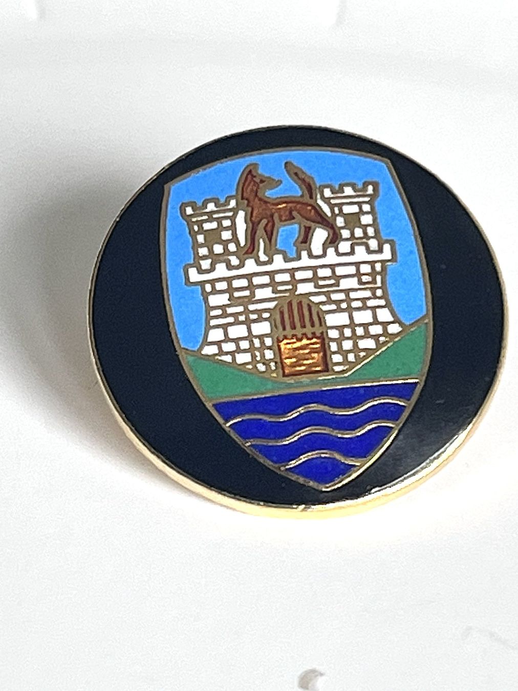 Volkswagen Placchette & Badge: Pin Emblem Wolfsburg VW - sehr selten – Usato da Kriens venduto da TSCH1 3