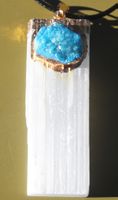 Halskette D-409 – Selenit mit blauem Achat