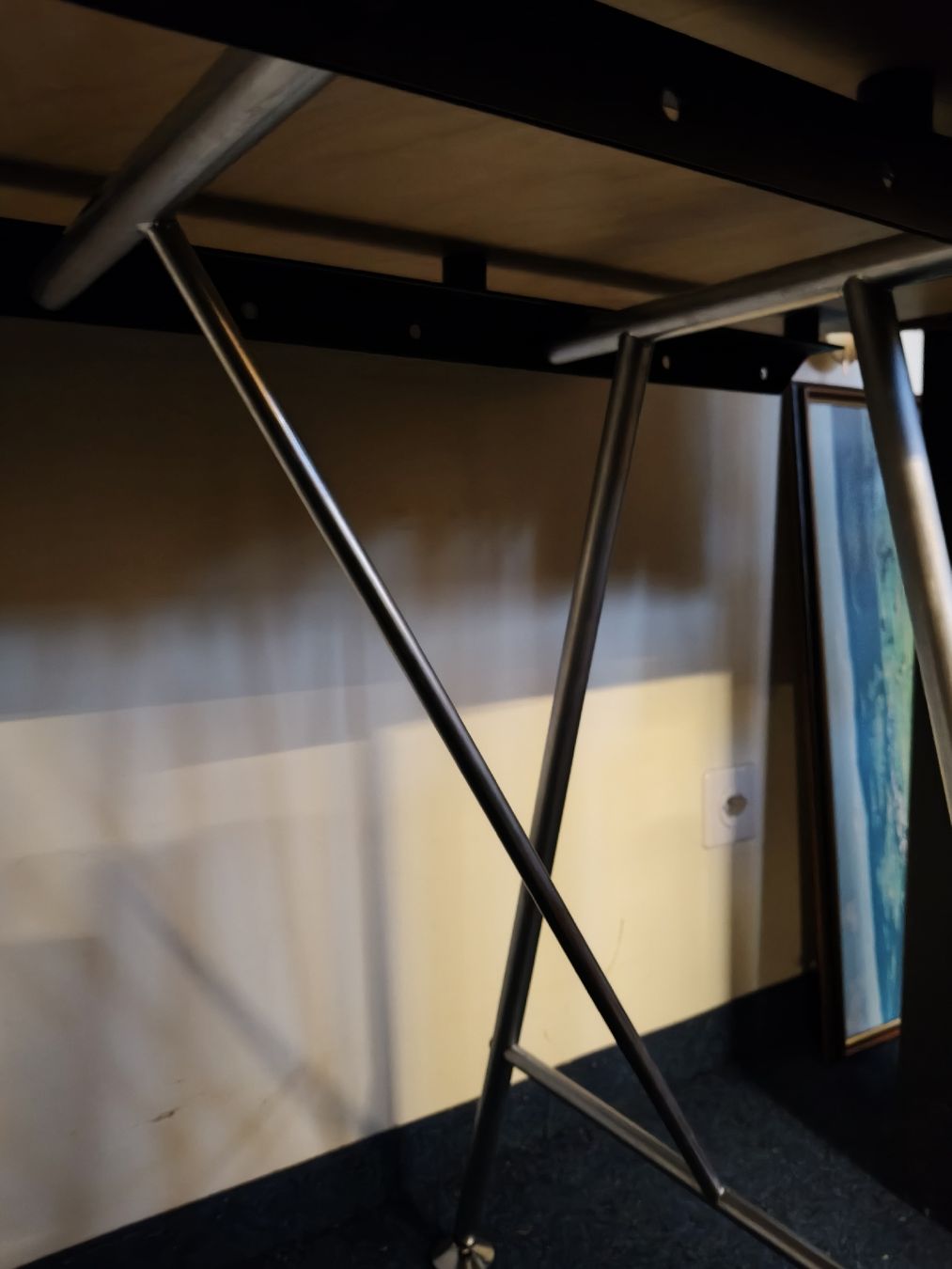 Tische: Alinea Schreibtisch – Gebraucht aus Zwingen von inf_2blh 3