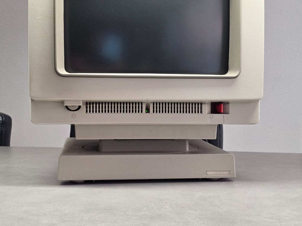 IBM 3197 Display Terminal + Monitor – Vintage Sammlerstück (Gebraucht ...