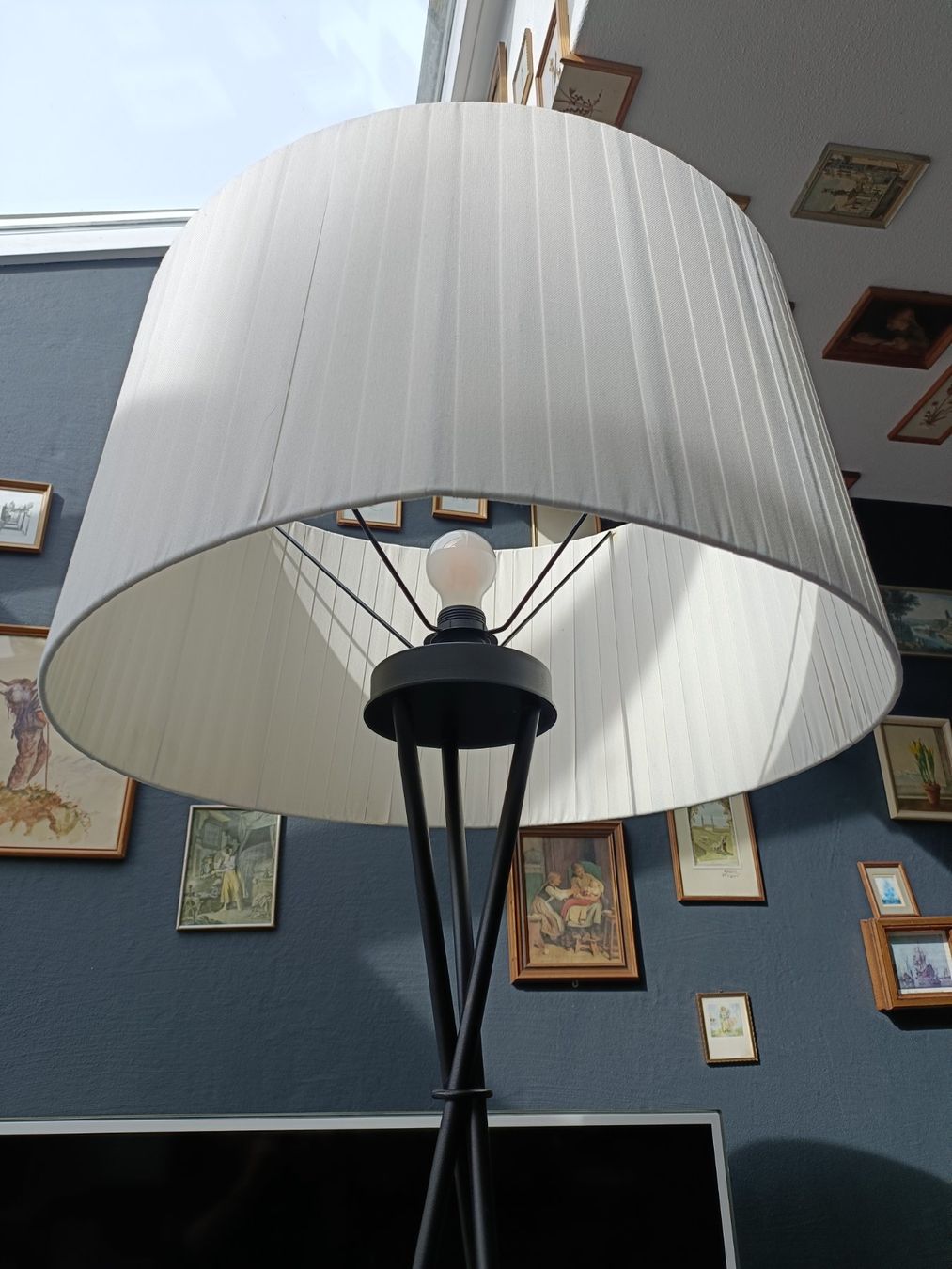 Santa & Cole Lampade: Stehleuchte Santa&Cole Tripode LED – Usato da Schmitten FR venduto da oldtimer82 3