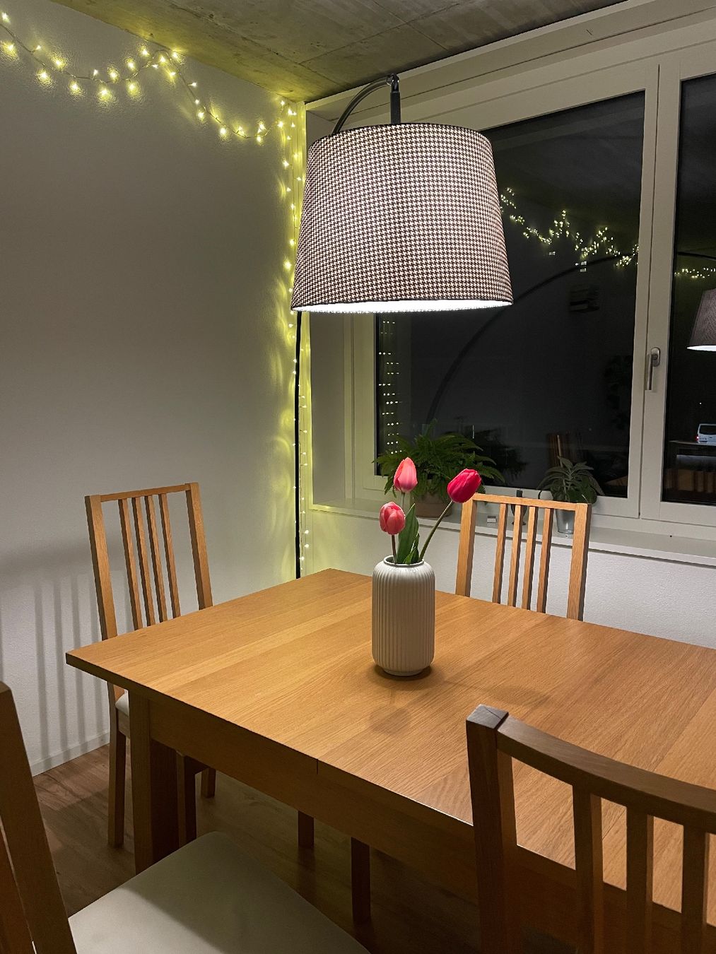 Ikea Set di tavolo e panche: Esstisch mit 5 Stühlen – Usato da Bern venduto da jas_k56d 4