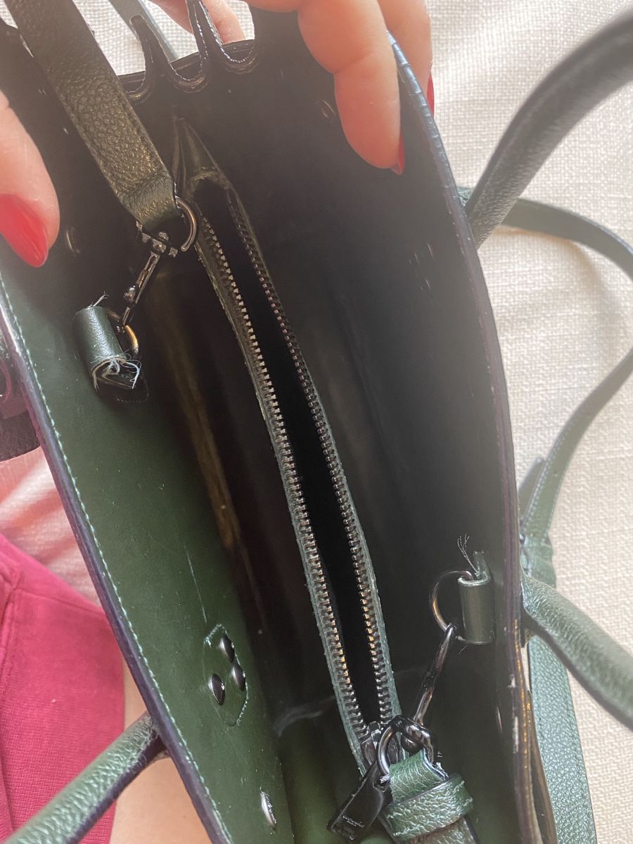 Saint Laurent Sacs femmes: Saint Laurent Sac de Jour leather handbag – D'occasion à Mies par nic_yk5d 6