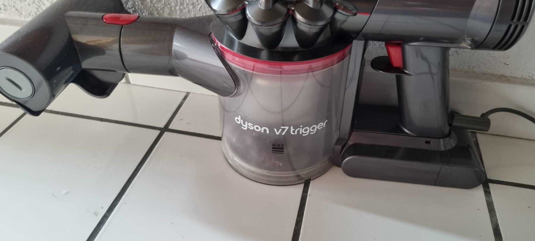Dyson Staubsauger & Zubehör: Kleiner Dyson Staubsauger – Gebraucht aus Derendingen von Rider3 1