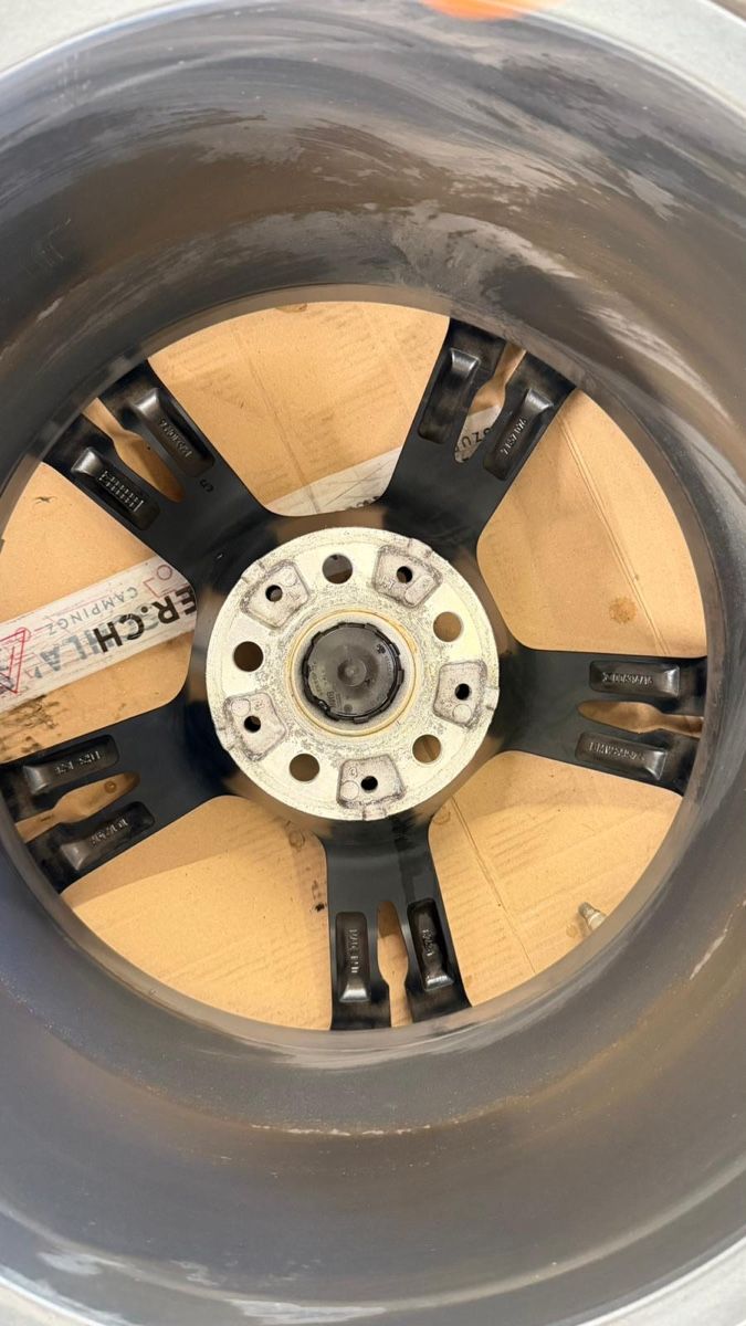 Pneumatici & Ruote complete: BMW M5 Winterkompletträder – Usato da Wattwil venduto da Mueller842 8