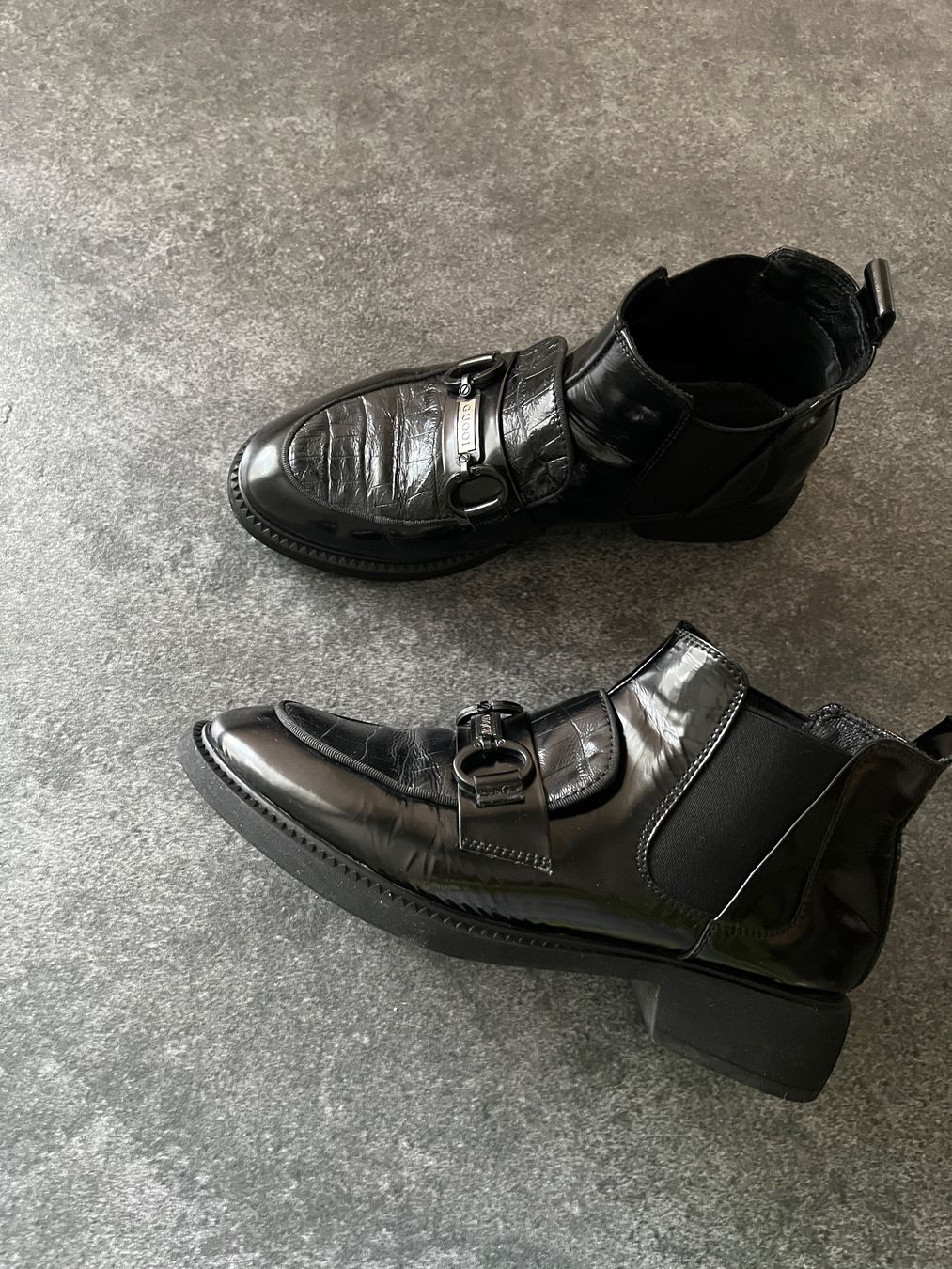 Scarpe da donna: Damen Schuhe mit Lackleder - Größe 37 – Usato da Kilchberg ZH venduto da Ch.C 4