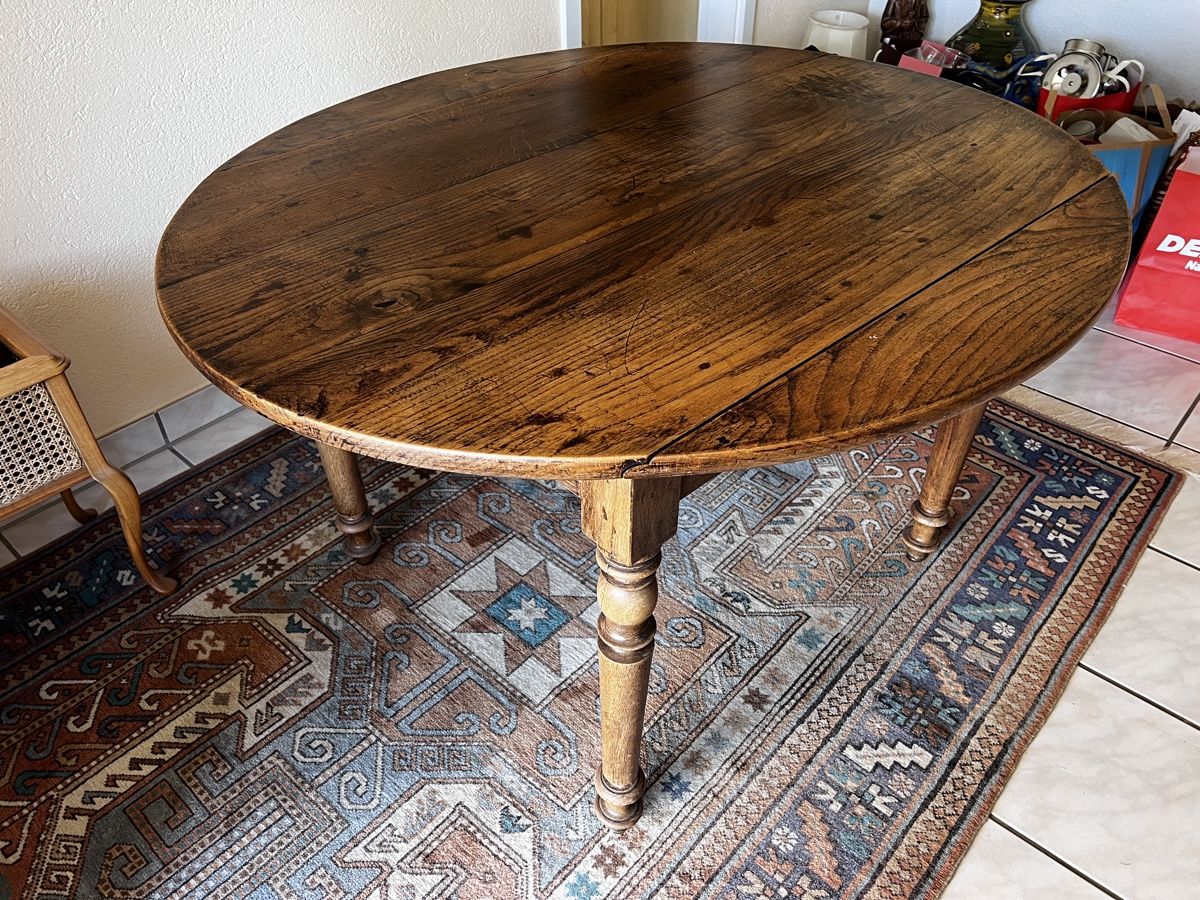 Set di tavolo e panche: Tisch und 5 Stühle Eiche gebraucht – Usato da Neuenegg venduto da Magosaurus 3