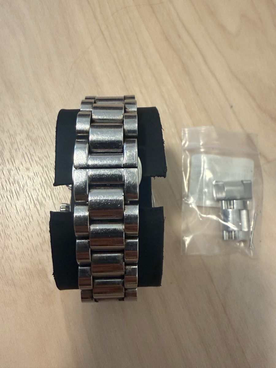 Armani Montres: Armani Armbanduhr – D'occasion à Siebnen par Body23 2