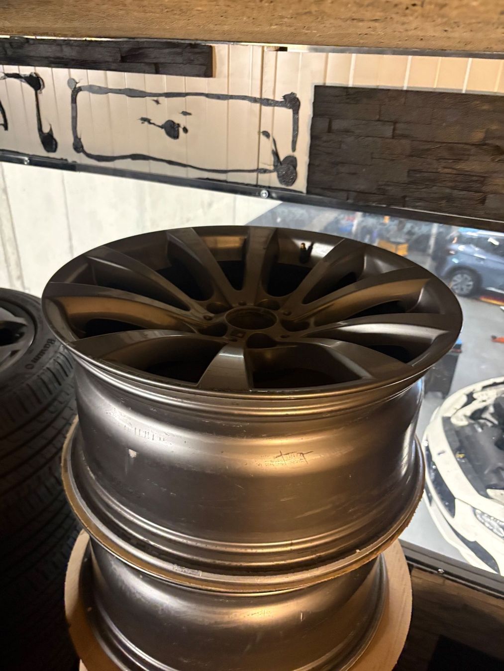 BMW Cerchioni: BMW X6 e71 Felgen – Usato da Wolhusen venduto da wer_b2yj