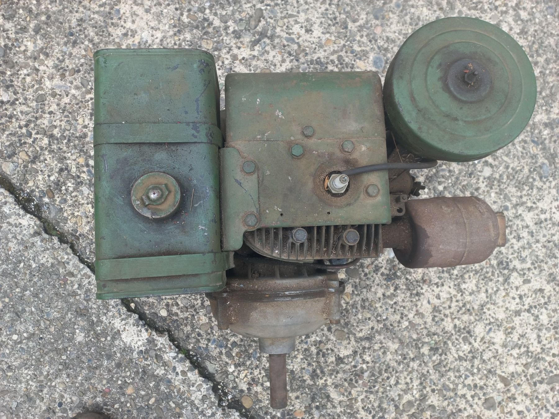 Motori: BASCO Motor Briggs + Stratton Getriebemotor Stationärmotor 3 – Usato da DULLIKEN venduto da Lerchclassicdulliken 4