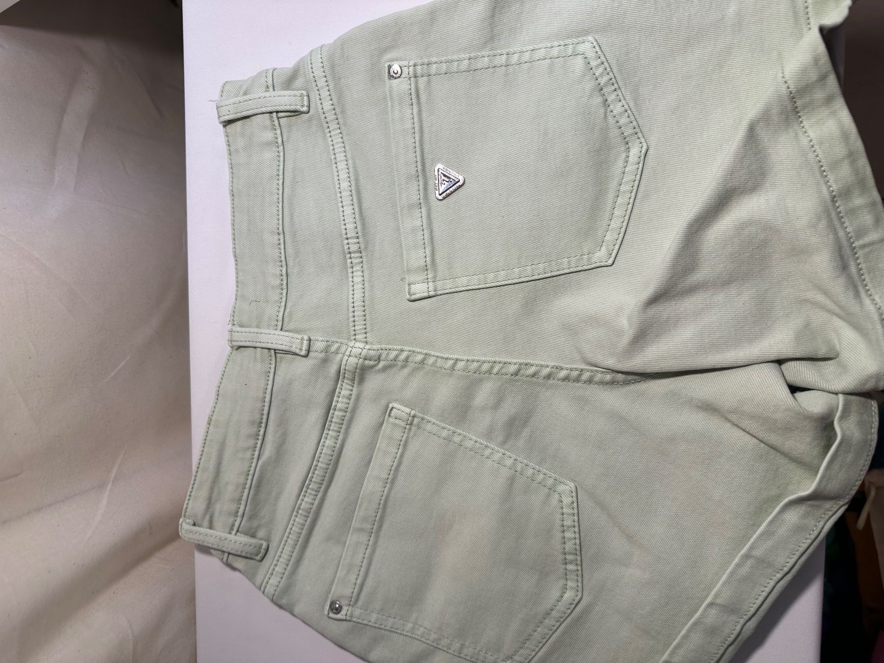 Guess Hosen: Guess – Neu (gemäss Beschreibung) aus Onex von eri_jx6q 3
