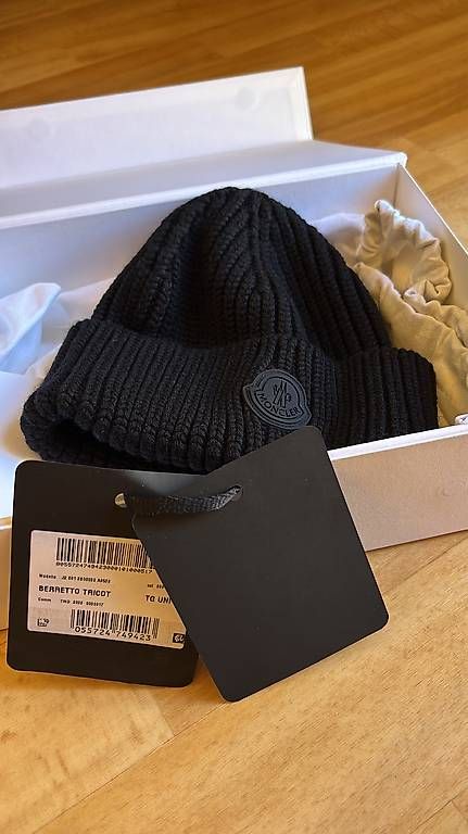 Chapeaux, bonnets & casquettes: Cuffia Moncler  – D'occasion à Riva San Vitale par ame_rtg5 1