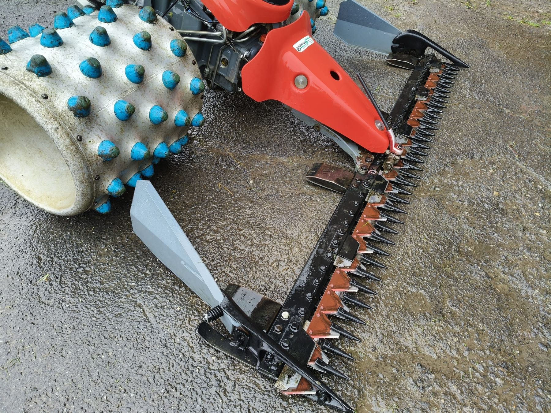 Aebi Accessori Trattori &Veicoli agricoli: Vorführ Messerbalken – Usato da Emmetten venduto da EC240 1
