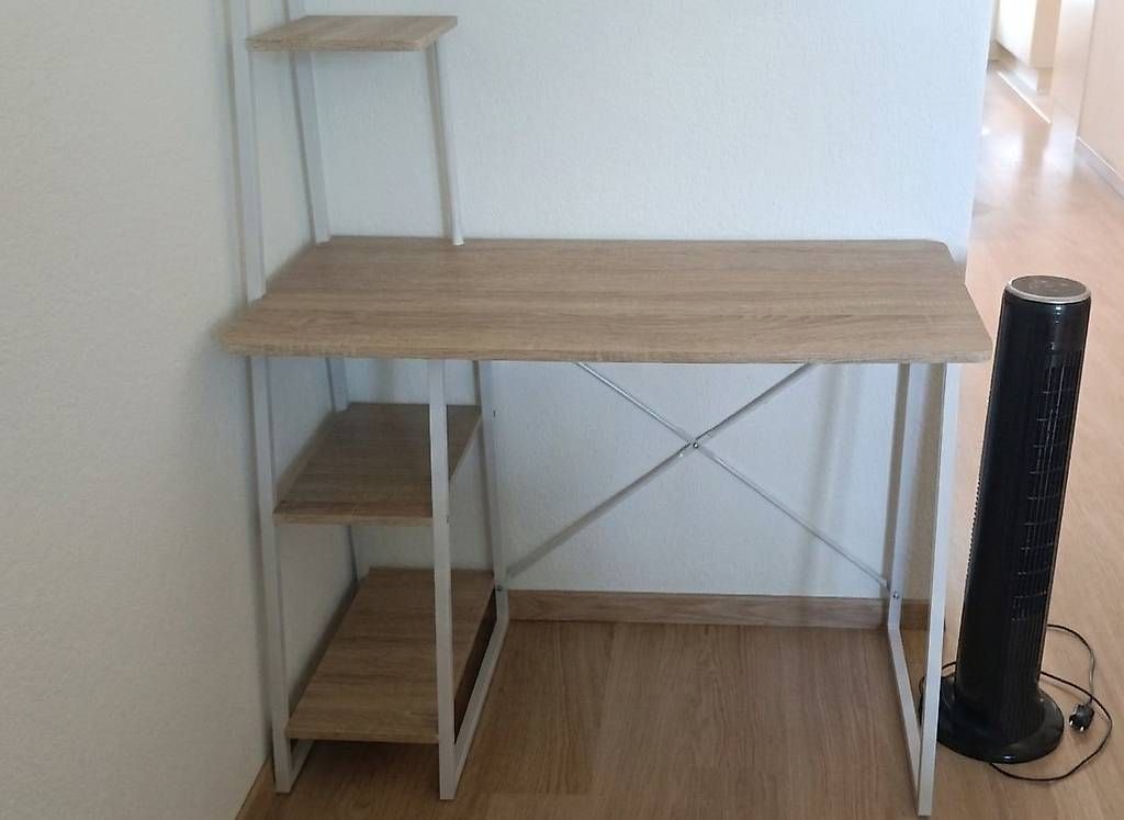 Schreibtische: Moderner Schreibtisch mit Regalflächen + Stuhl – Gebraucht aus Riniken von val_tzl5 1