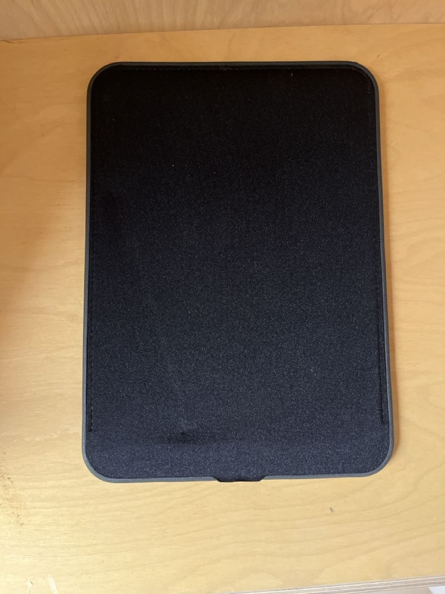 Coques & Sacs: Laptophülle Macbook 12zoll – D'occasion à Hergiswil NW par ercrah 1