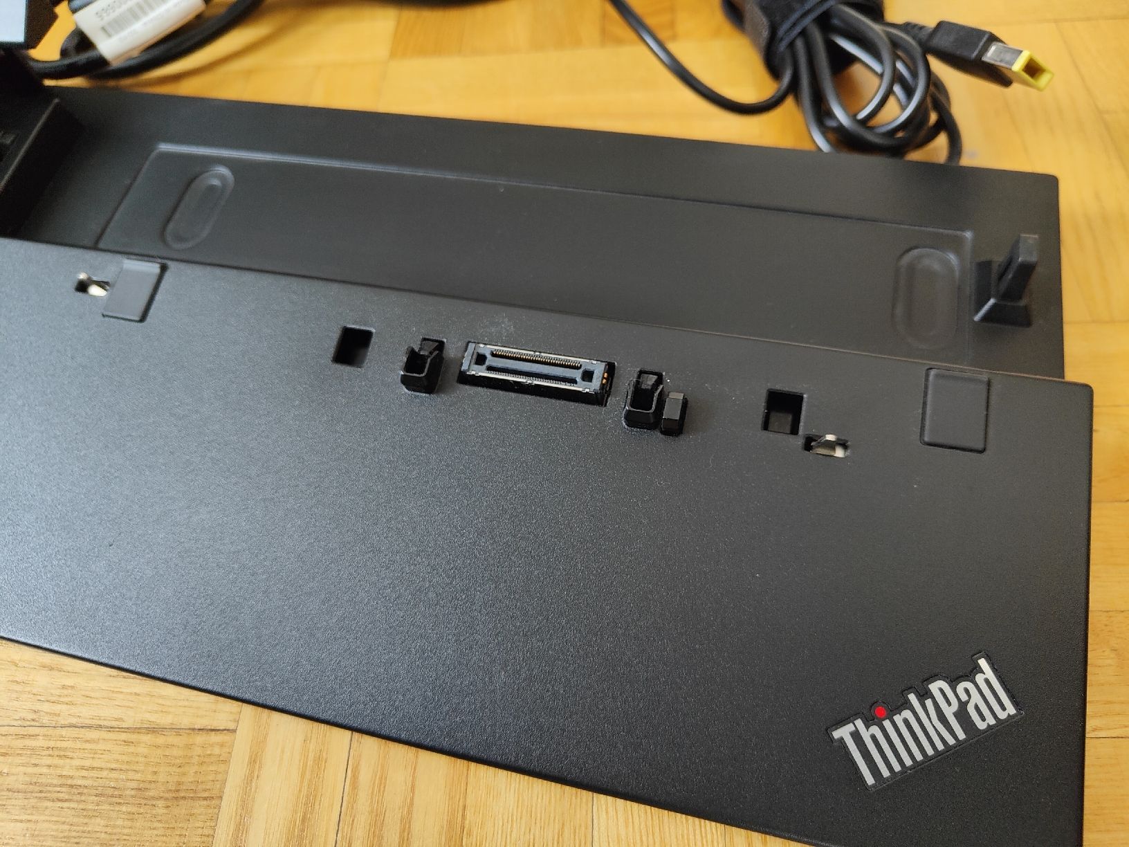 Lenovo Docking station: ThinkPad Pro Dockingstation – D'occasion à Goldach par Platinum7 6