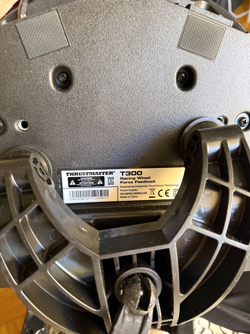 Thrustmaster Manettes: Thrustmaster t300 – D'occasion à Evilard par lli_zdb9 2