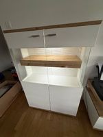 Highboard mit Beleuchtung