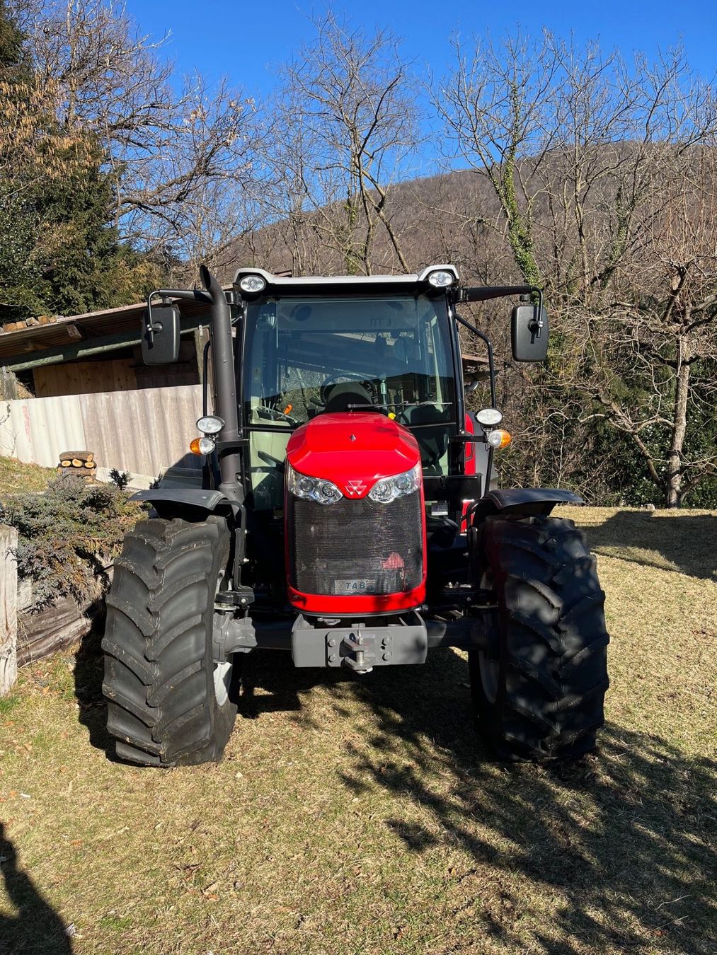 Massey Ferguson Traktoren: MASSEY FERGUSON 4709 wie neu – Gebraucht aus Madonna del Piano von scule8 1