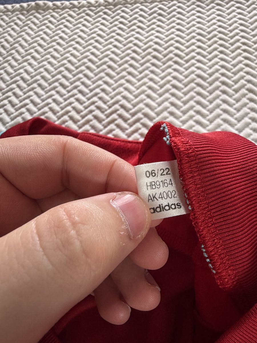 Adidas Canottiere & Pantaloni: Original Colombia 2022 away – Nuovo (secondo la descrizione) da Aarberg venduto da marcoo237 2