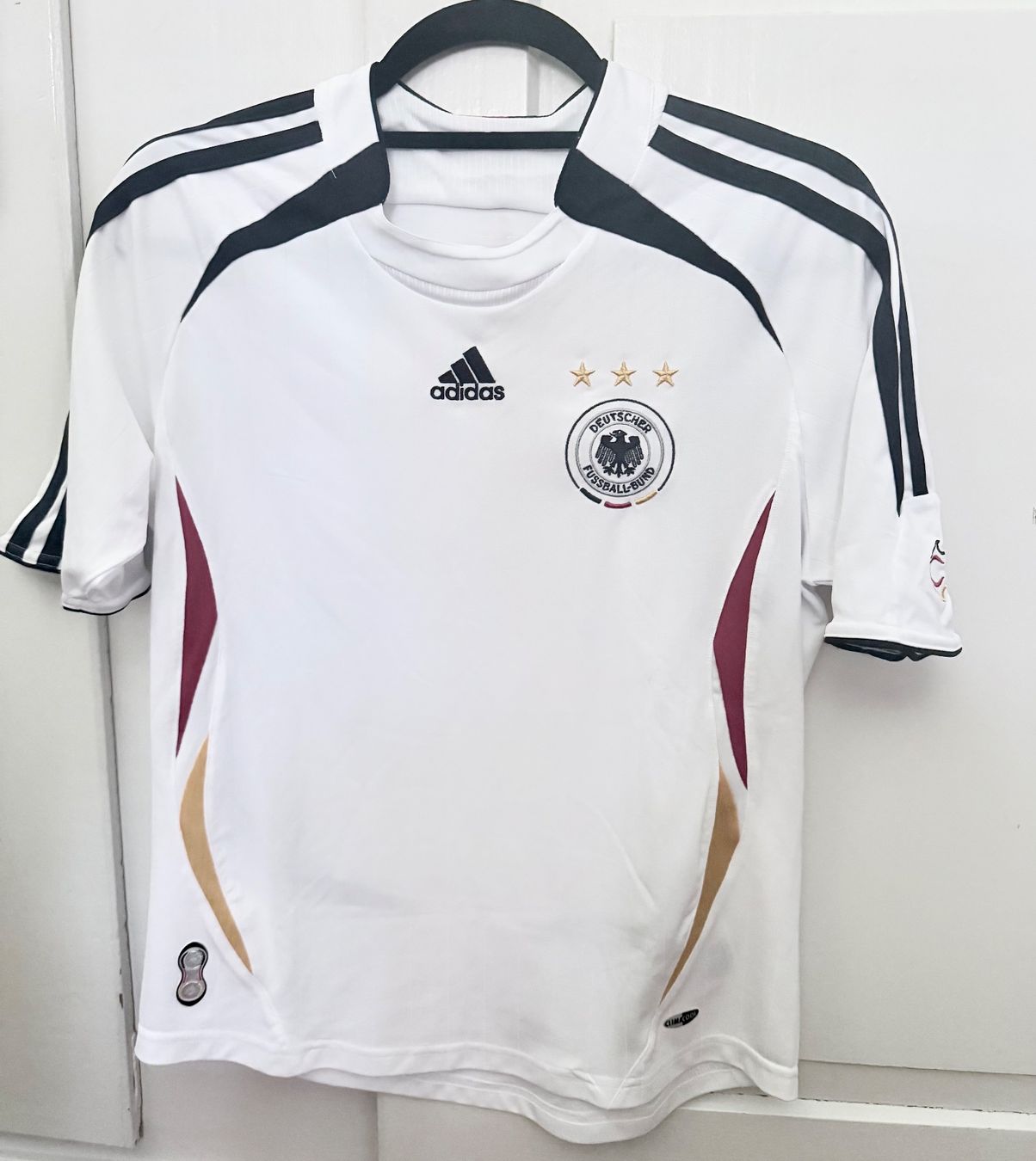 DFB Maillots de corps & Pantalons: DFB Deutschland Trikot Grösse M – Neuf (Voir description) à Zürich par Secretwish007