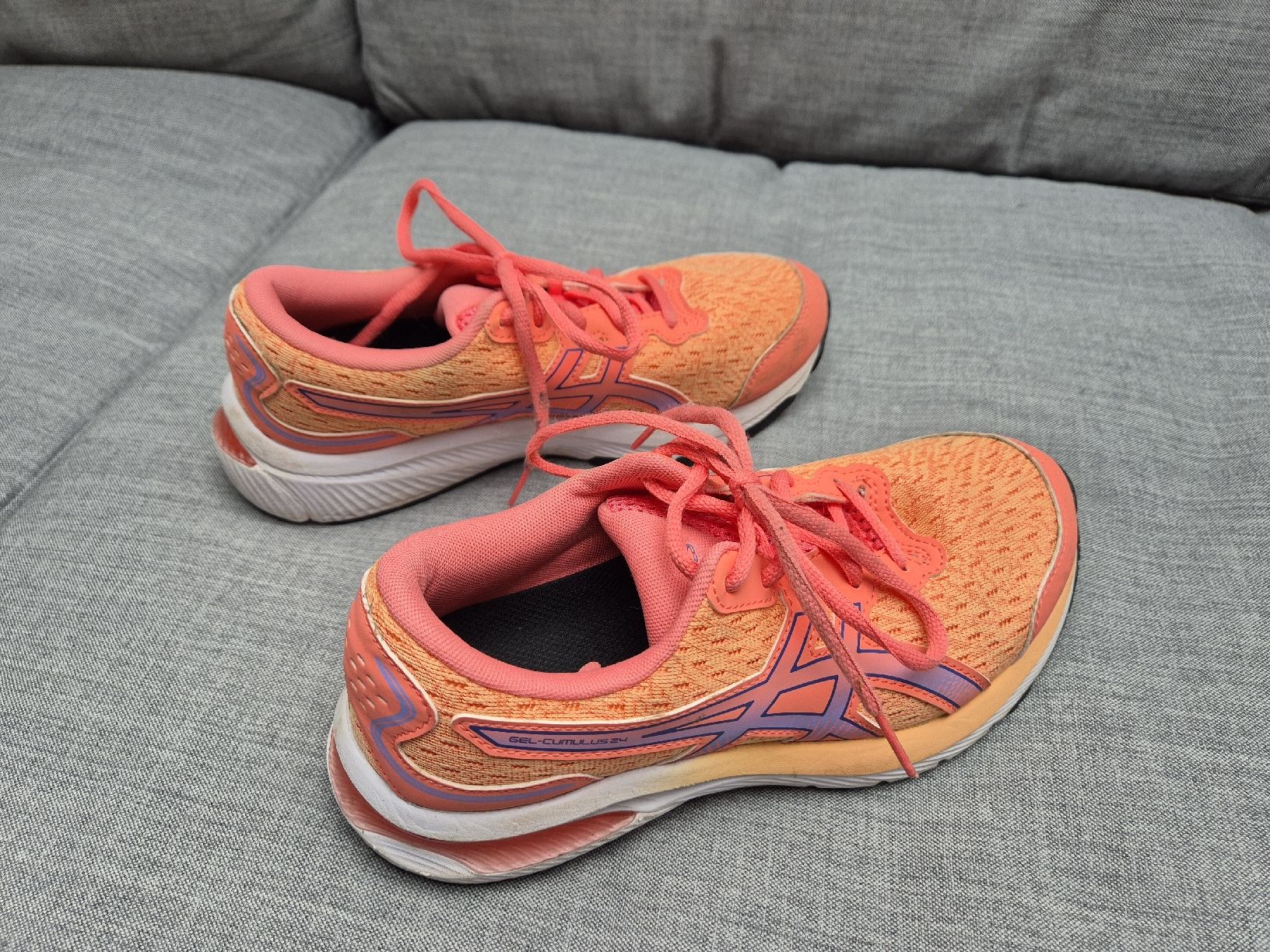 Asics Chaussures hommes: Kinder Laufschuh Asics – D'occasion à Baden par Family_in_Baden
