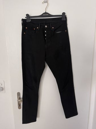 Schwarze Levi's 501 Jeans - Top Zustand, Grösse W27 L30