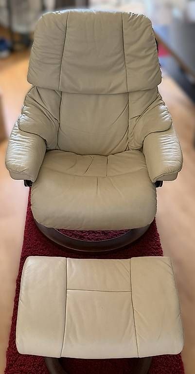 Poltrone: Stressless Ledersessel mit Hocker – Usato da Schüpfen venduto da hoefu12