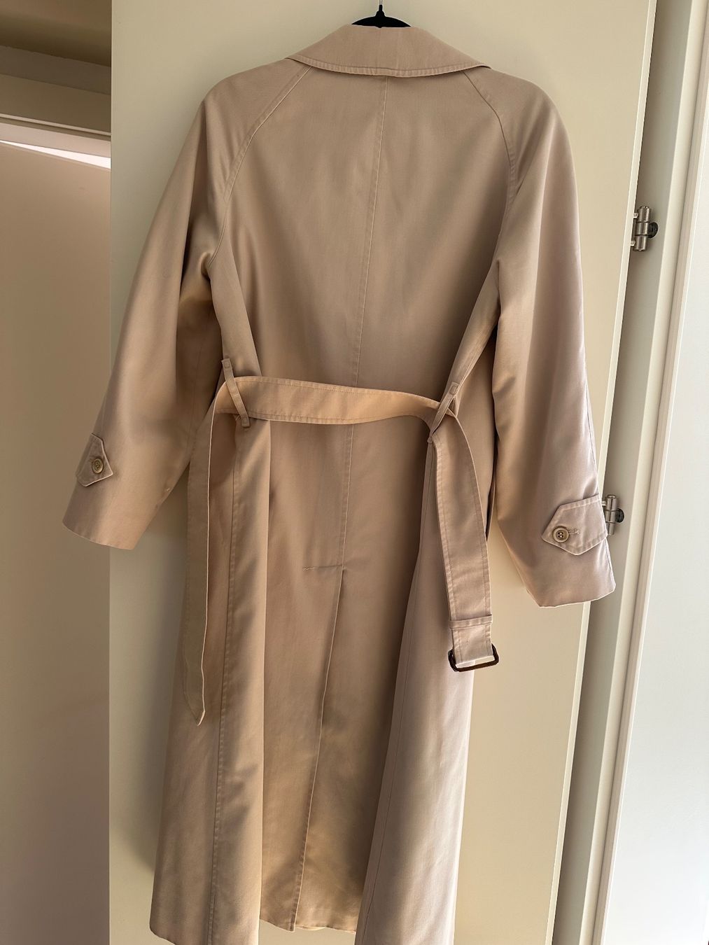 Burberry Cappotti: Burberry Trenchcoat Gr. S – Usato da Zürich venduto da fisch0 5