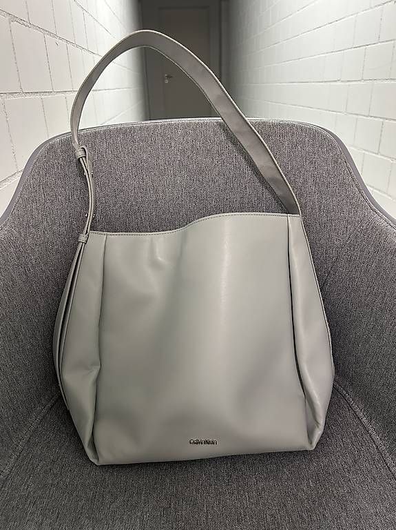 Borse da donna: Calvin Klein Tasche – Usato da St. Gallen venduto da tea_1234