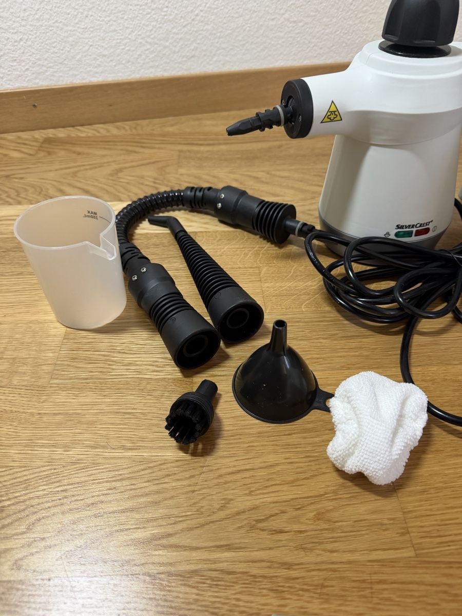 SilverCrest Pulitori a vapore: Hand-Dampfreiniger  – Usato da Oberwil BL venduto da Hariva 2