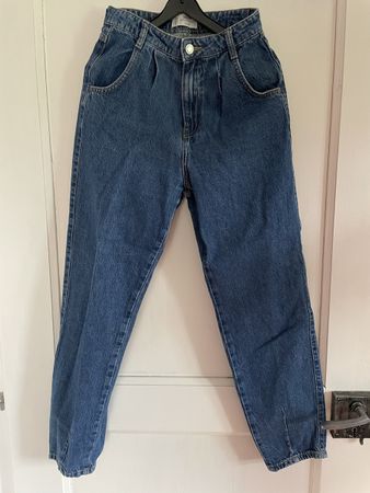 Jean Mom taille 34 tendance - parfait état