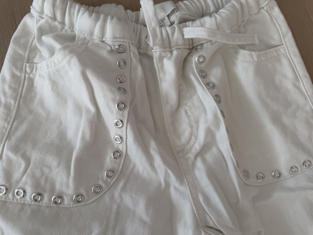 Zara Pantaloni: Neu Zara 148 cm – Nuovo (secondo la descrizione) da Wallisellen venduto da Nataschab0 1