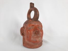 Keramikgefäss im Moche-Stil