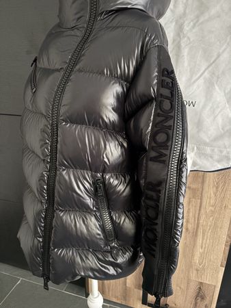 🎉MONCLER🎉