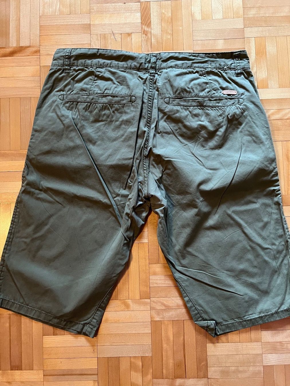 Pantaloni: Ganz neue kurze Hose e d c  Gr. 34 – Nuovo e nell'imballaggio originale da Schaffhausen venduto da Shiva_70 2
