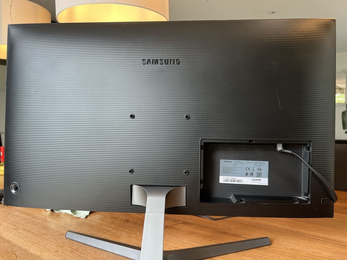 Monitor: Samsung Bildschirm 71cm – Usato da Ammerzwil BE venduto da Schmiedi_78 2