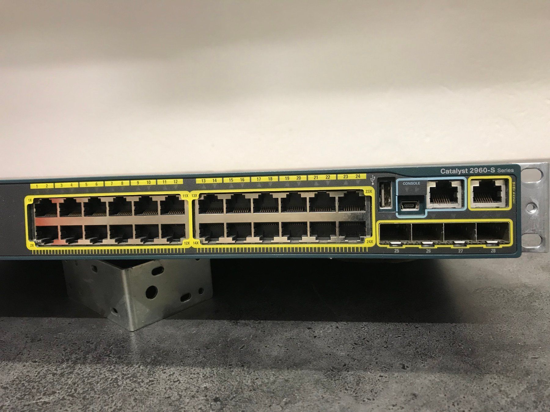 Interruttori: Cisco Catalyst 2960-S Switch – Usato da Allschwil venduto da Rvogt 1