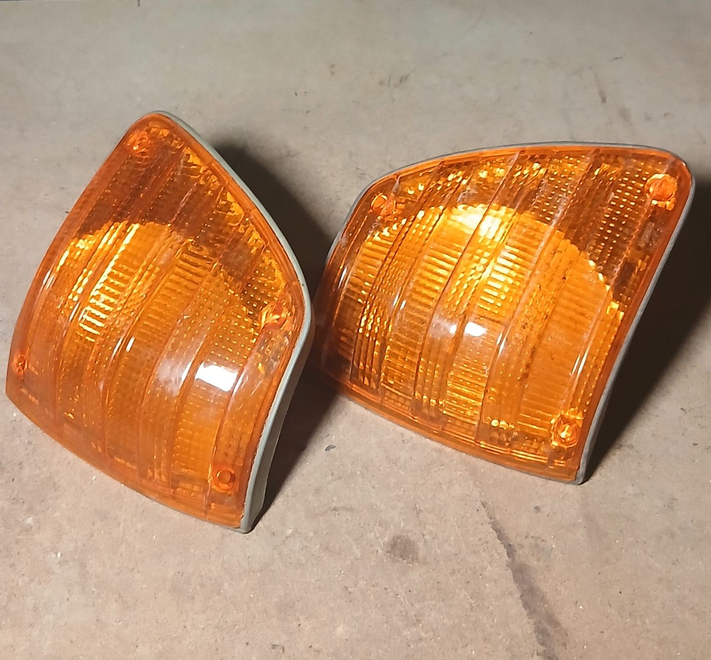 Mercedes-Benz Fari: Clignotants Mercedes 280SE W116 – Usato da la heutte venduto da Auto-stock