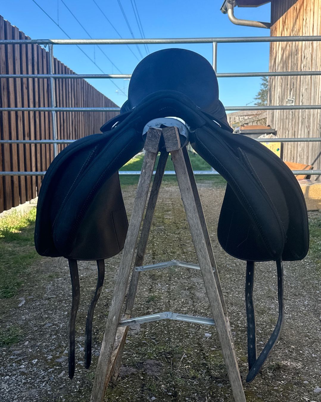 Selle & Accessori: Wintec Sattel Dressur Isabel – Usato da Schalunen venduto da happyluna76 2