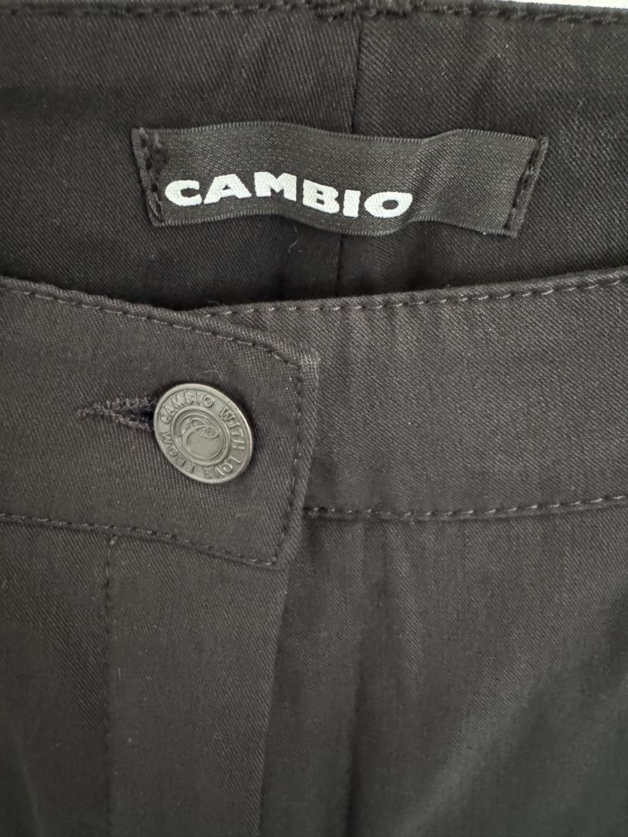 Cambio Pantaloni: Hose Cambio schwarz 34 – Usato da Oberglatt ZH venduto da jul_nhy7 2