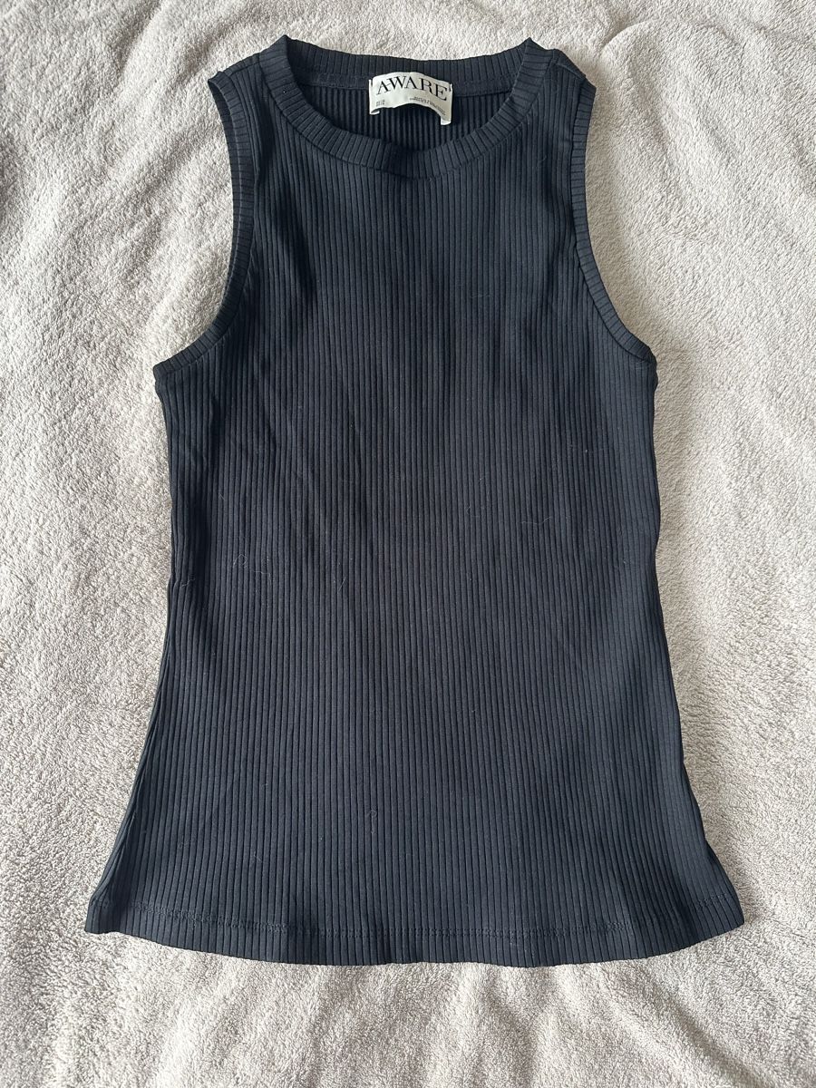 Tops: Aware Shirt – Neuf (Voir description) à Bellmund par Srisi01