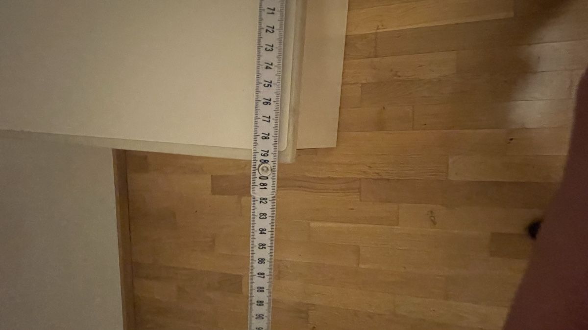 Korpus: Grosser Bürokorpus – Gebraucht aus Zürich von Trash011 2