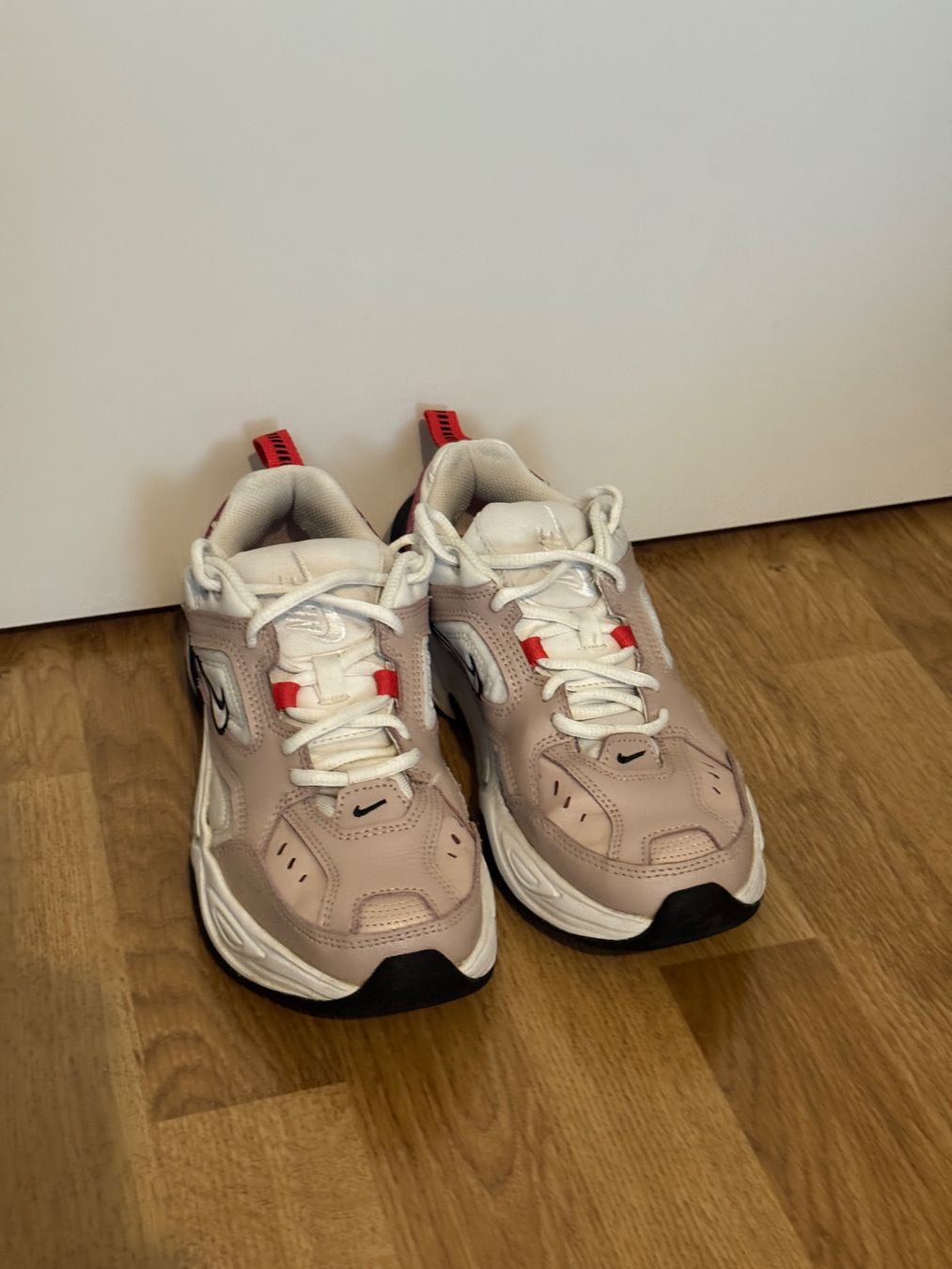 Nike Herrenschuhe: Nike Sneaker Damen Grösse 8/39 – Gebraucht aus Baden von frattelli 2