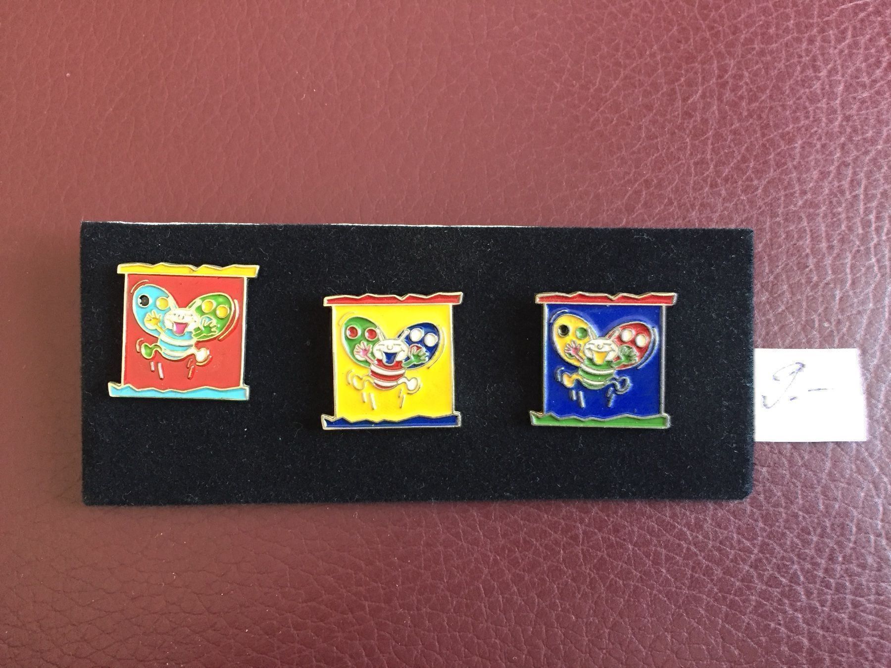 Placchette & Badge: Pins Blick – Usato da Zürich venduto da Capreola