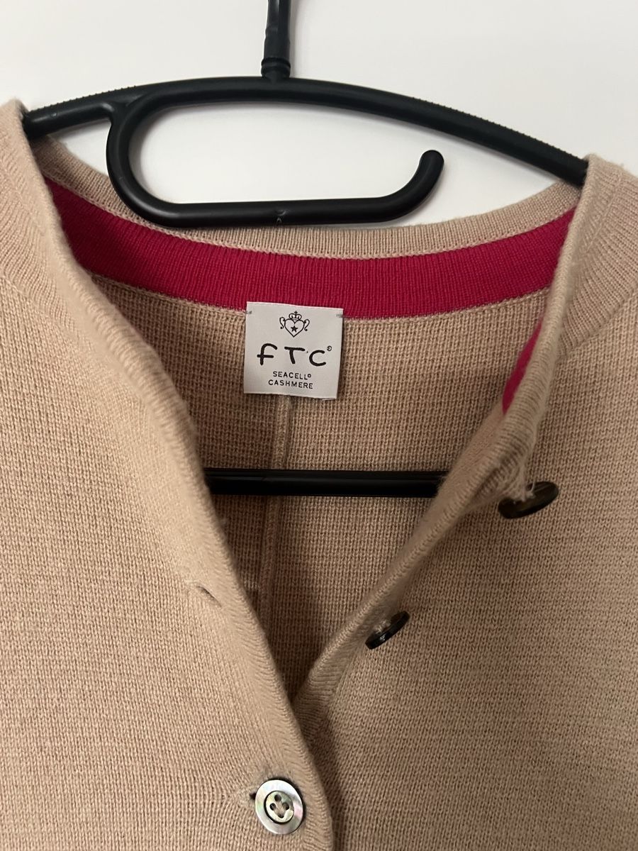 FTC Giacche: FTC Cashmere Strickjacke, Beige, XS – Usato da Langenthal venduto da ivet7 1
