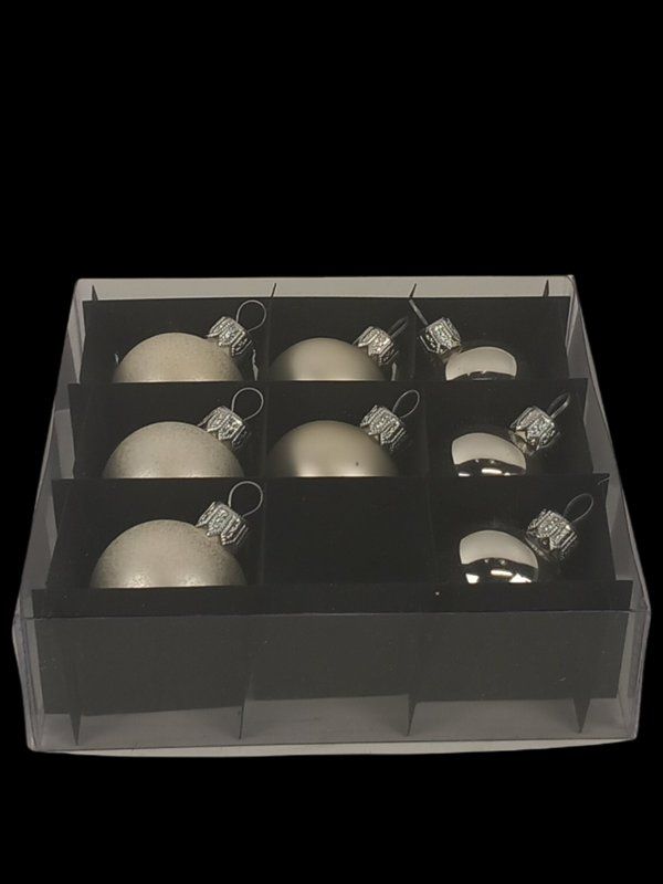 Toutes les décorations: Weihnachtskugel Silber 9er Set – D'occasion à Hünenberg par Restwert_Zug 1