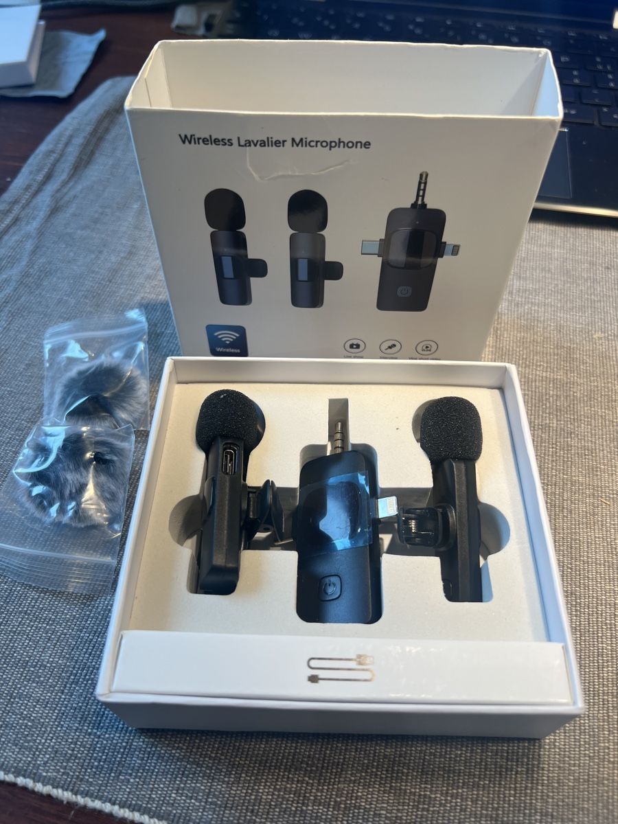 Microphones: 3 in 1 Wireless Lavalier microphone.IOS, Android, Camera etc – Neuf avec emballage d'origine à Bern par Japsian
